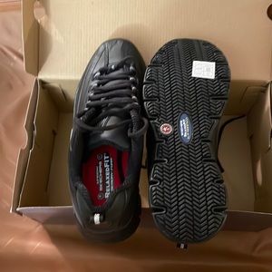 Skechers work memory foam relaxed fit size 7 black leather